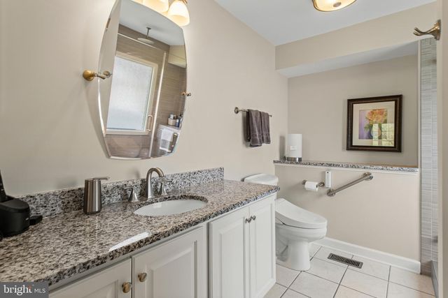 7 DERR LN, Middletown, MD 21769