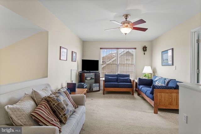 7 DERR LN, Middletown, MD 21769