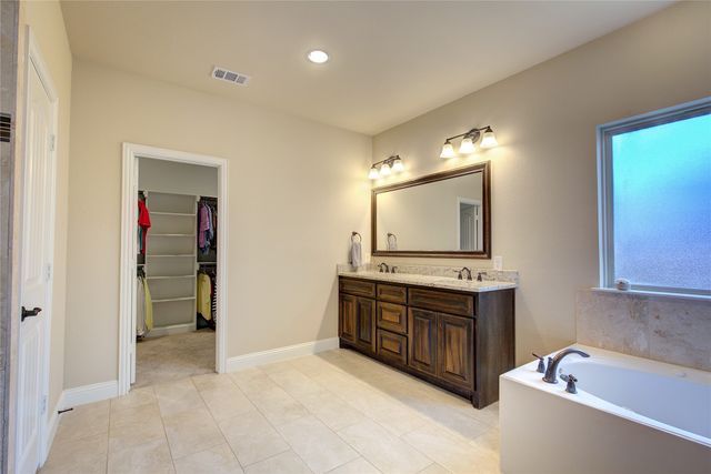 306 Derick Drive, Fate, TX 75189