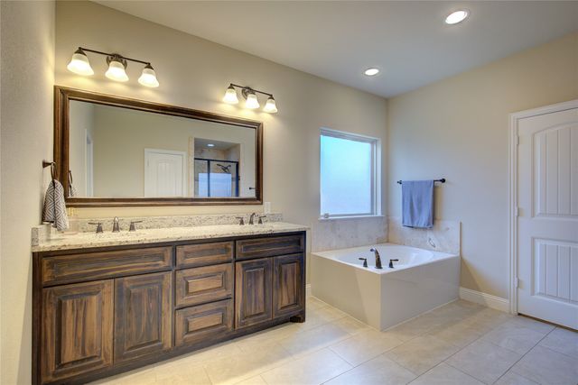 306 Derick Drive, Fate, TX 75189