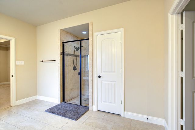 306 Derick Drive, Fate, TX 75189