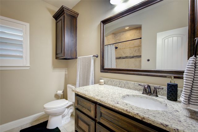 306 Derick Drive, Fate, TX 75189