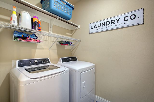 306 Derick Drive, Fate, TX 75189