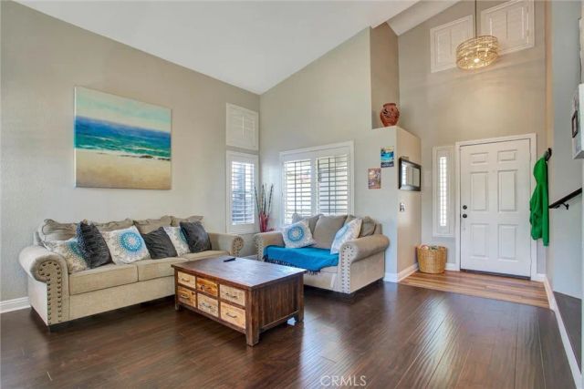 33063 Romero, Temecula, CA 92592
