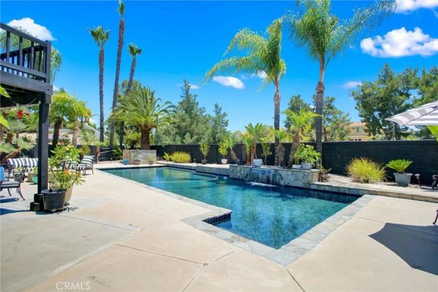 33063 Romero, Temecula, CA 92592