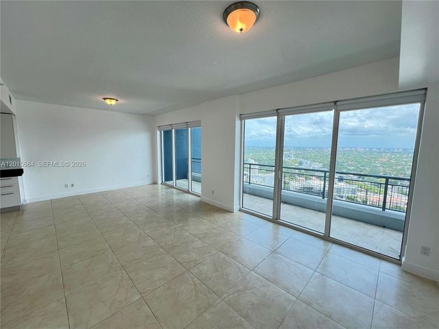 60 SW 13th St 3609, Miami, FL 33130