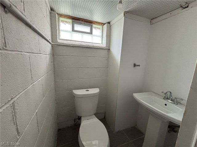 1819 Maywood Road, South Euclid, OH 44121