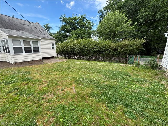 1819 Maywood Road, South Euclid, OH 44121