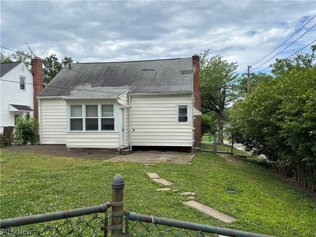 1819 Maywood Road, South Euclid, OH 44121