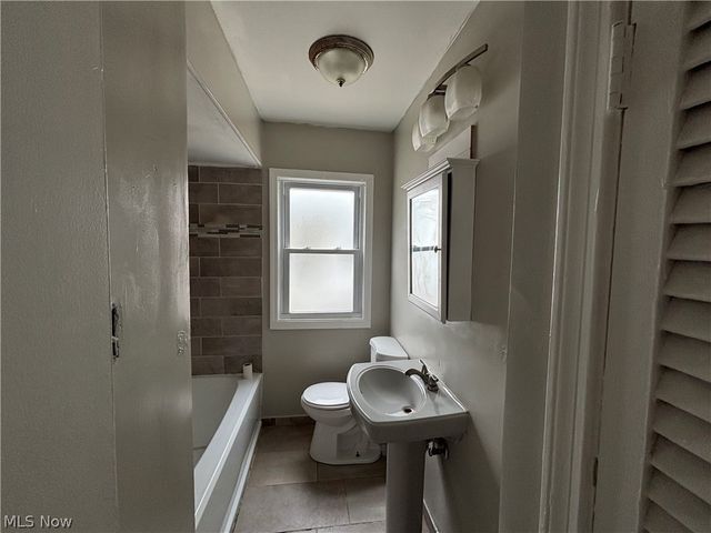 1819 Maywood Road, South Euclid, OH 44121