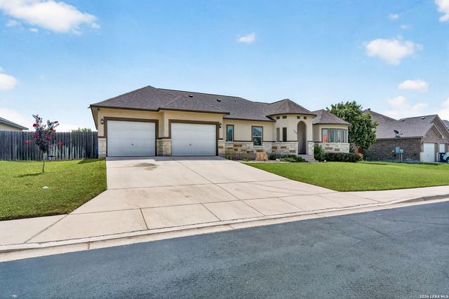 259 Strasbourg St, Castroville, TX 78009