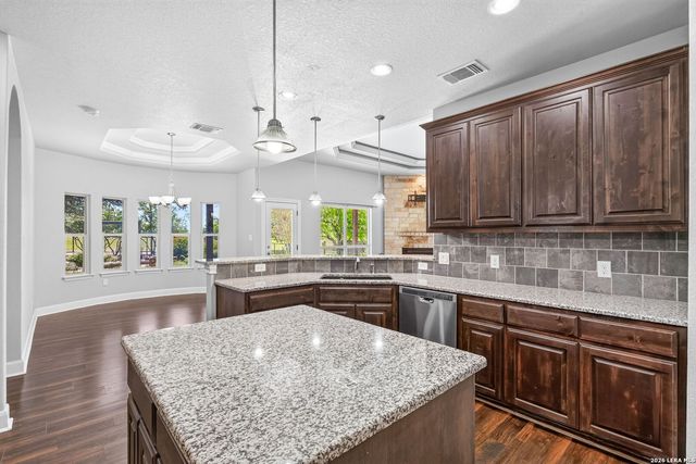 259 Strasbourg St, Castroville, TX 78009