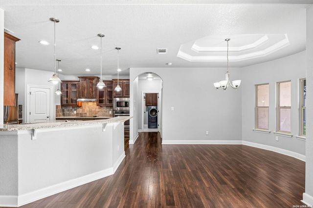 259 Strasbourg St, Castroville, TX 78009