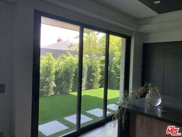 1625 18th Street, Manhattan Beach, CA 90266