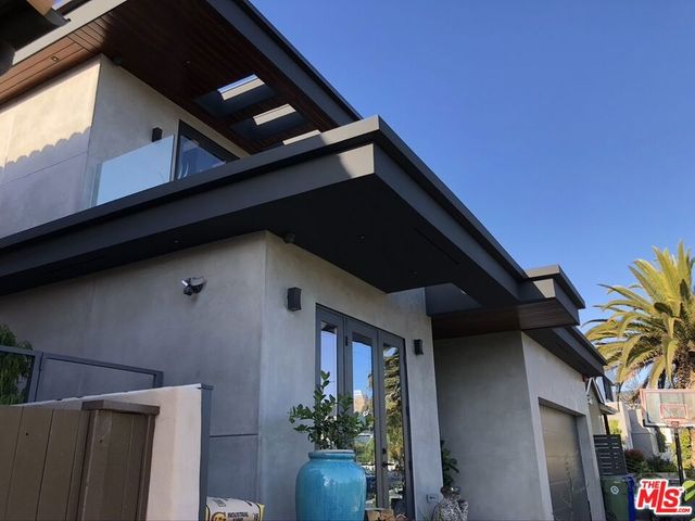 1625 18th Street, Manhattan Beach, CA 90266