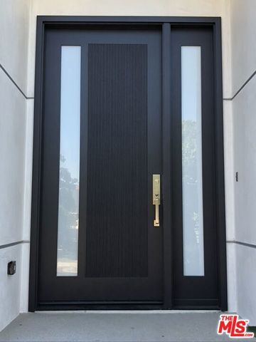 1625 18th Street, Manhattan Beach, CA 90266