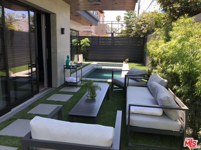 1625 18th Street, Manhattan Beach, CA 90266