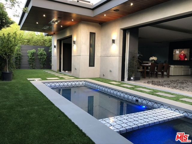 1625 18th Street, Manhattan Beach, CA 90266