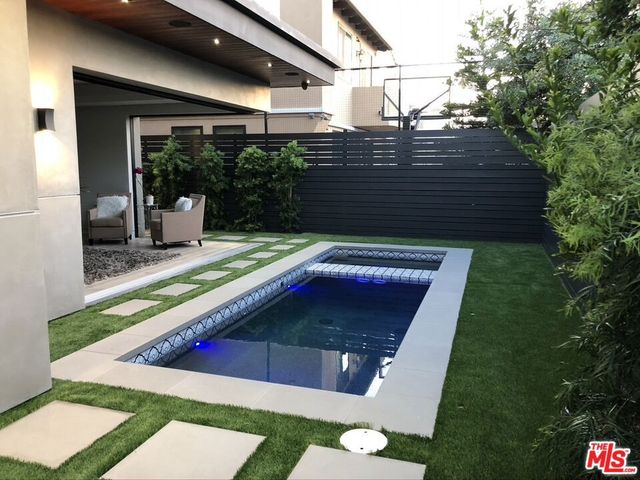 1625 18th Street, Manhattan Beach, CA 90266