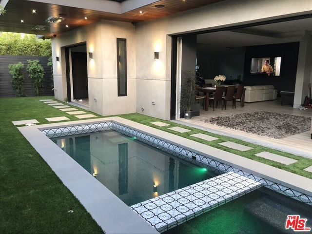 1625 18th Street, Manhattan Beach, CA 90266