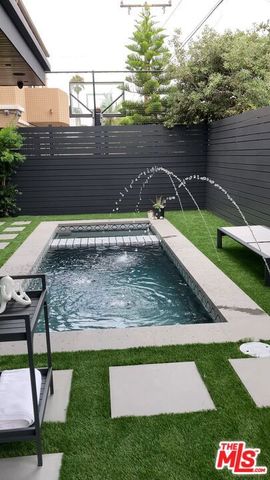 1625 18th Street, Manhattan Beach, CA 90266