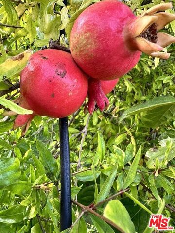 1625 18th Street, Manhattan Beach, CA 90266