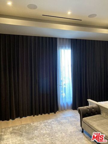 1625 18th Street, Manhattan Beach, CA 90266