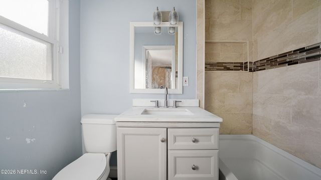 2238 LIGUSTRUM Road, Jacksonville, FL 32211