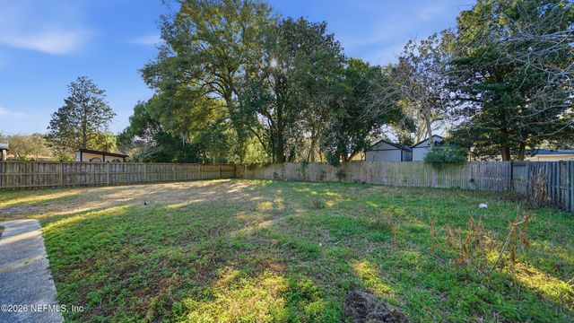 2238 LIGUSTRUM Road, Jacksonville, FL 32211