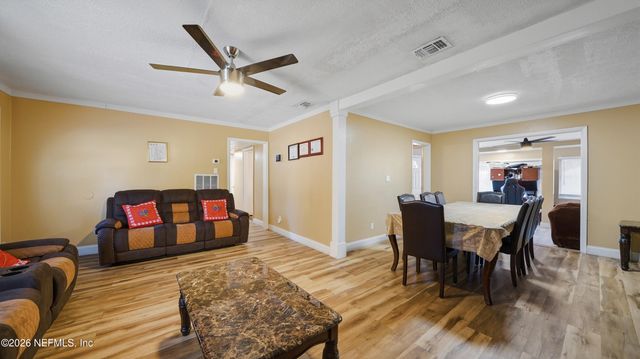 2238 LIGUSTRUM Road, Jacksonville, FL 32211