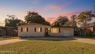 2238 LIGUSTRUM Road, Jacksonville, FL 32211