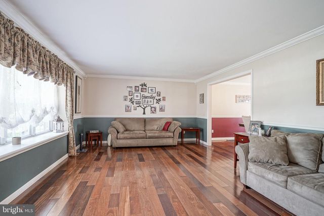 154 FORGE RD, Delran, NJ 08075