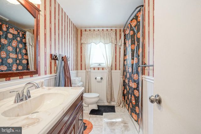 154 FORGE RD, Delran, NJ 08075