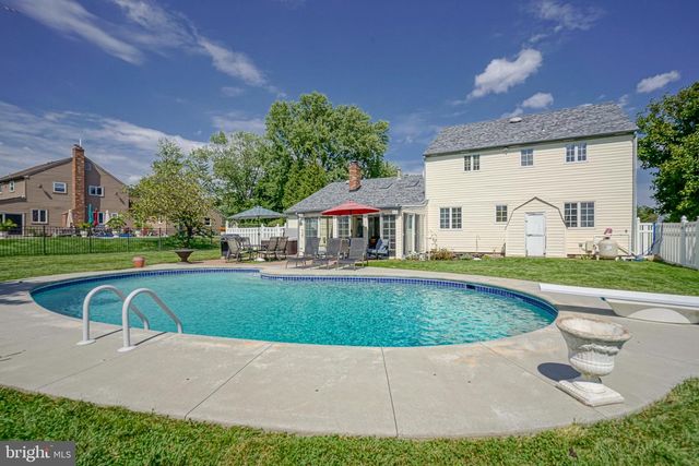 154 FORGE RD, Delran, NJ 08075
