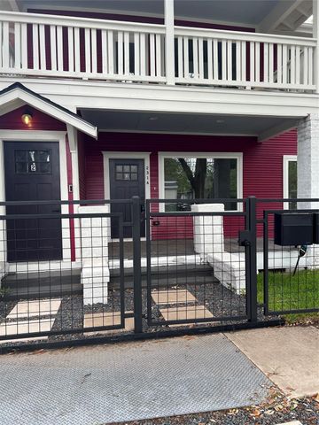 2316 Gentry Street 1, Houston, TX 77009