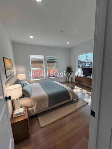 2316 Gentry Street 1, Houston, TX 77009