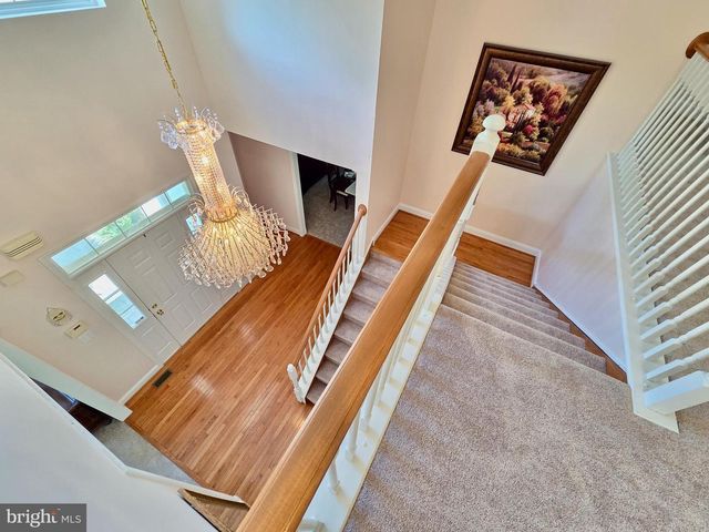 712 CARRIAGE, Aston, PA 19014