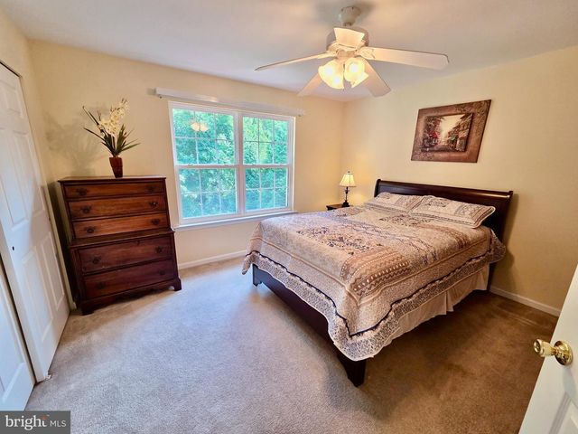 712 CARRIAGE, Aston, PA 19014