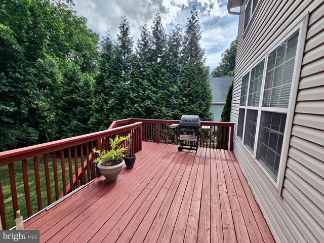712 CARRIAGE, Aston, PA 19014