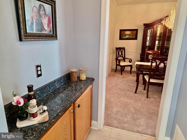 712 CARRIAGE, Aston, PA 19014