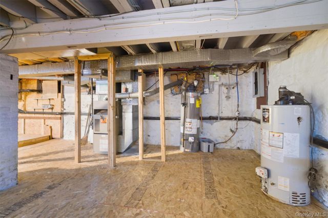 171 West Street, Newburgh, NY 12550