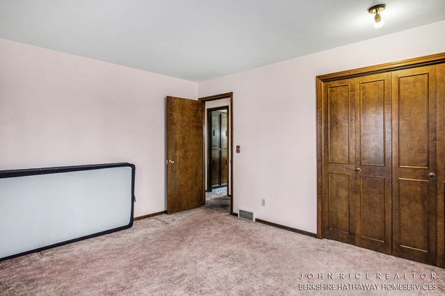 4616 84th Street SE, Caledonia, MI 49316