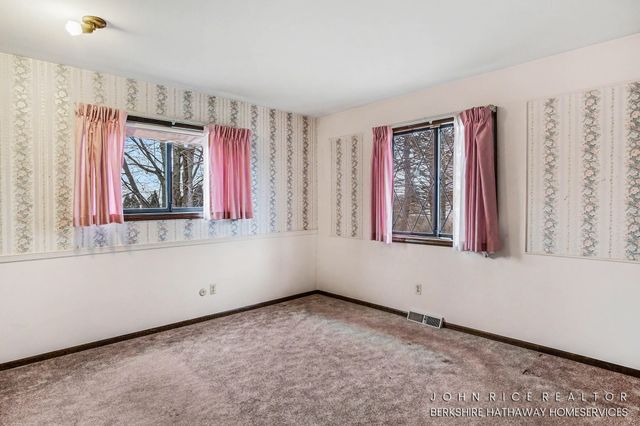 4616 84th Street SE, Caledonia, MI 49316