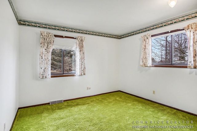 4616 84th Street SE, Caledonia, MI 49316