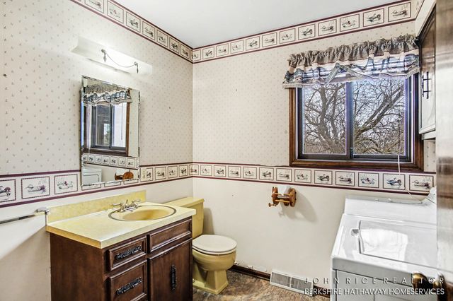 4616 84th Street SE, Caledonia, MI 49316