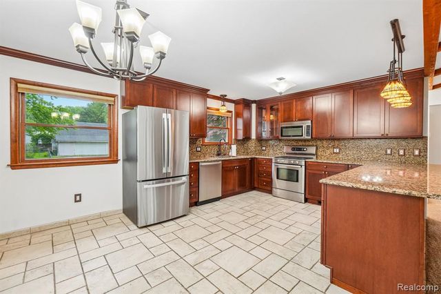 1397 Flamingo Street, Wixom, MI 48393