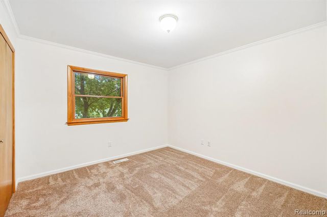 1397 Flamingo Street, Wixom, MI 48393