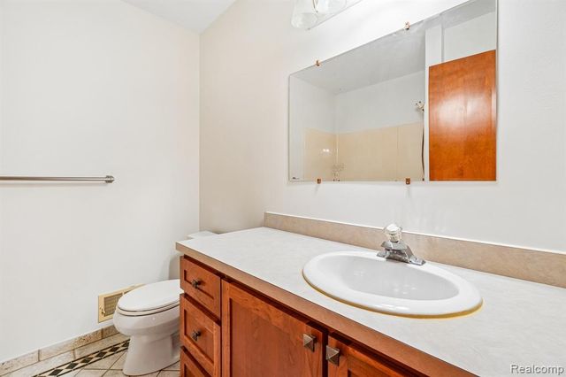 1397 Flamingo Street, Wixom, MI 48393