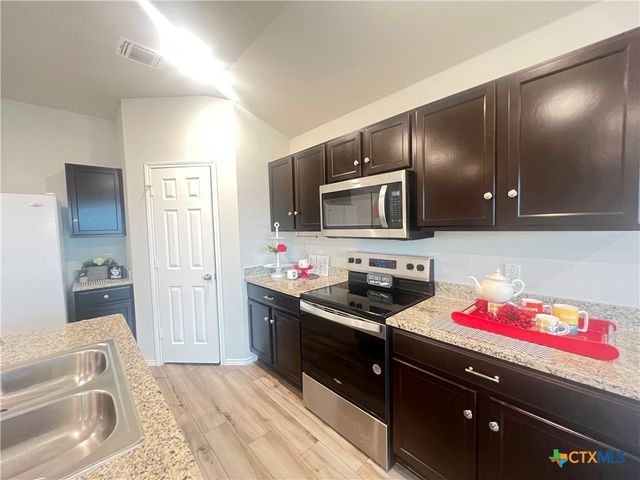 1137 Laila Lane, Belton, TX 76513