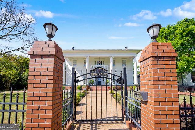 141 Greenville Street, Newnan, GA 30263